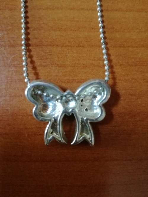 Glittery Bow Pendant
